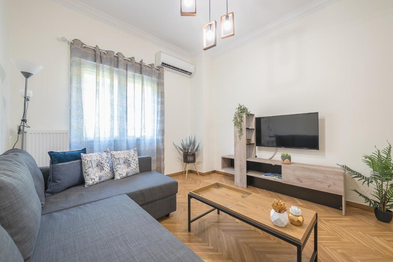 Elegant Suite By Cloudkeys Атина Екстериор снимка
